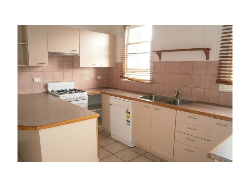 8 Kedron Street, Kedron QLD 4031