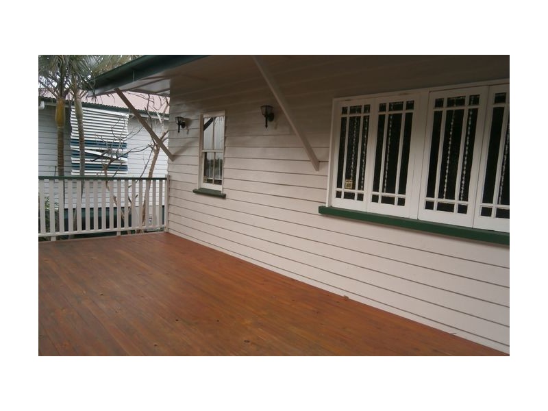 8 Kedron Street, Kedron QLD 4031