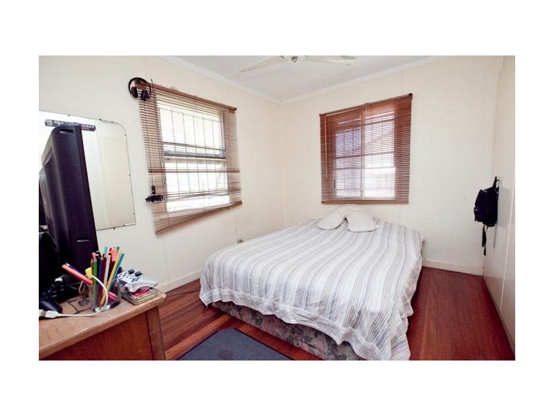 5 Taltarni Street, Banyo QLD 4014