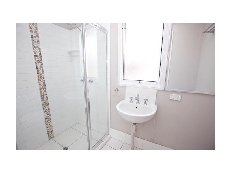 81 Curwen Tce, Chermside QLD 4032