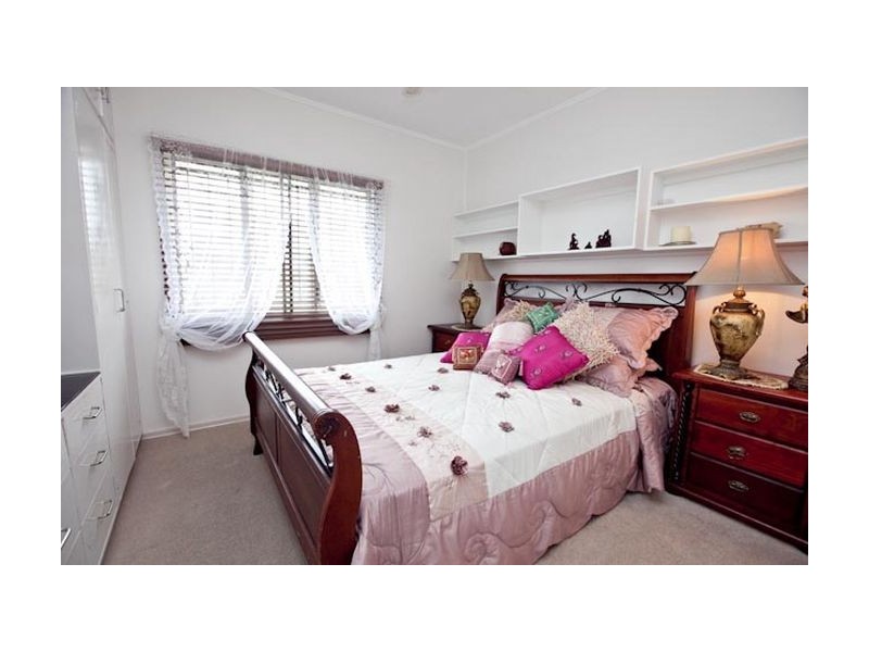 190 Hamilton Rd, Wavell Heights QLD 4012