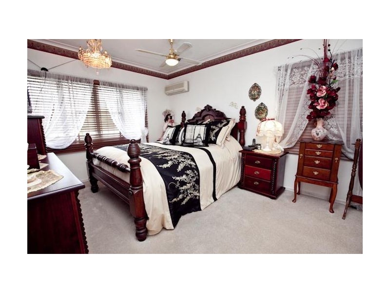 190 Hamilton Rd, Wavell Heights QLD 4012