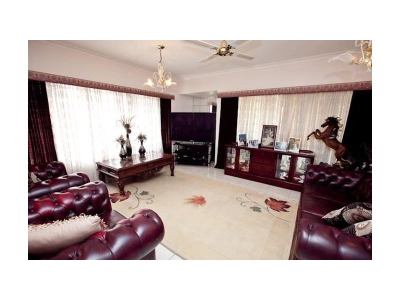 190 Hamilton Rd, Wavell Heights QLD 4012