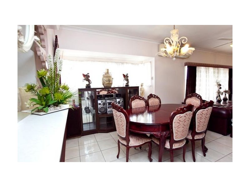 190 Hamilton Rd, Wavell Heights QLD 4012