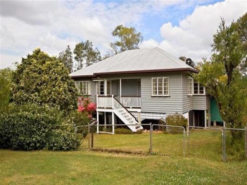 4 Castor Road, Wavell Heights QLD 4012