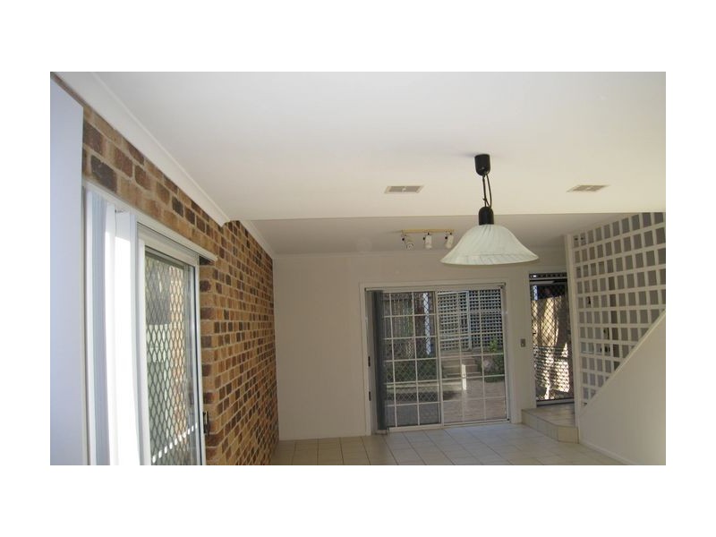 1/32 Rainey Street, Chermside QLD 4032