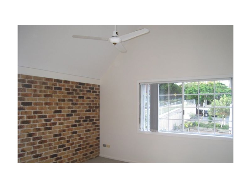 1/32 Rainey Street, Chermside QLD 4032