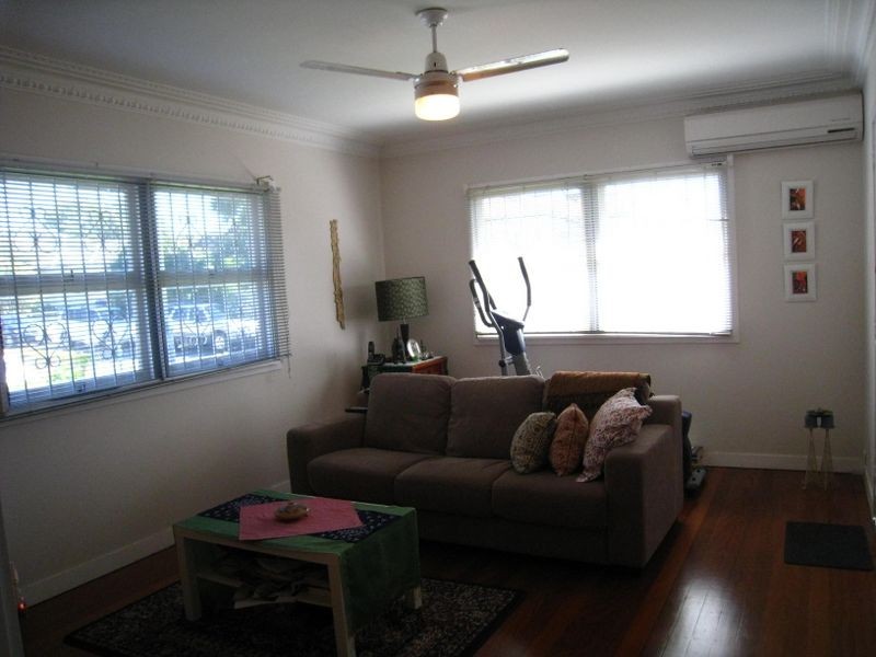 42 Sparkes Street, Chermside QLD 4032