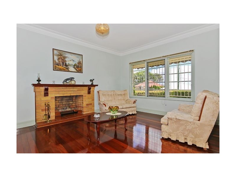 35 Bowd Parade, Wavell Heights QLD 4012