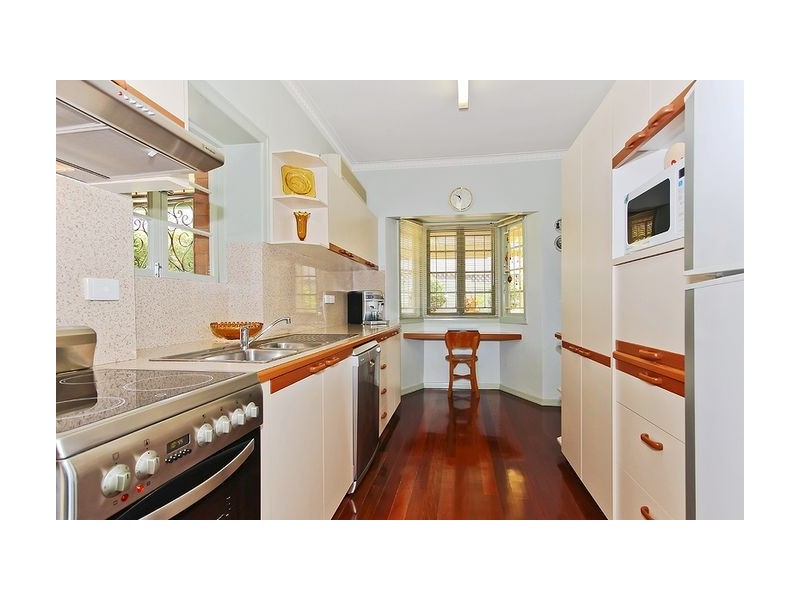 35 Bowd Parade, Wavell Heights QLD 4012