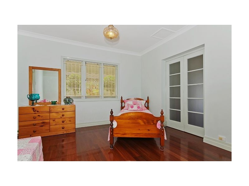 35 Bowd Parade, Wavell Heights QLD 4012