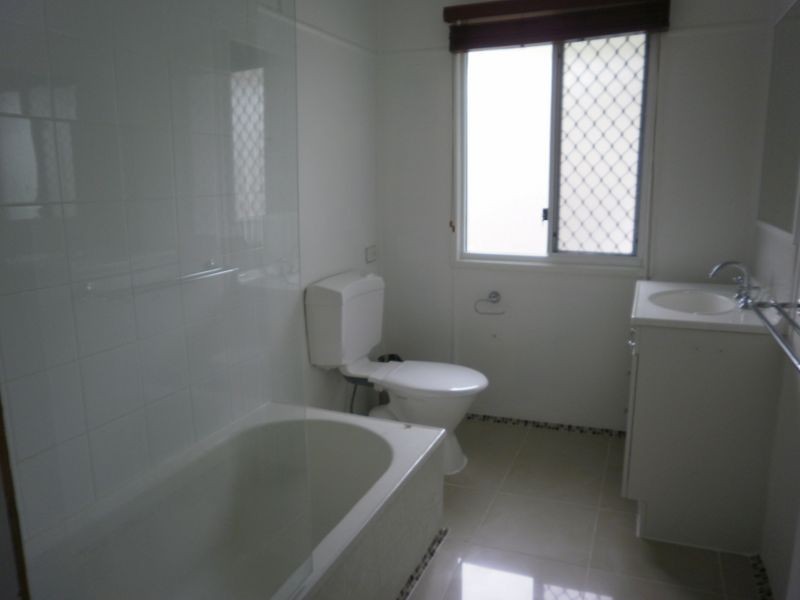 216 Hamilton Road, Wavell Heights QLD 4012