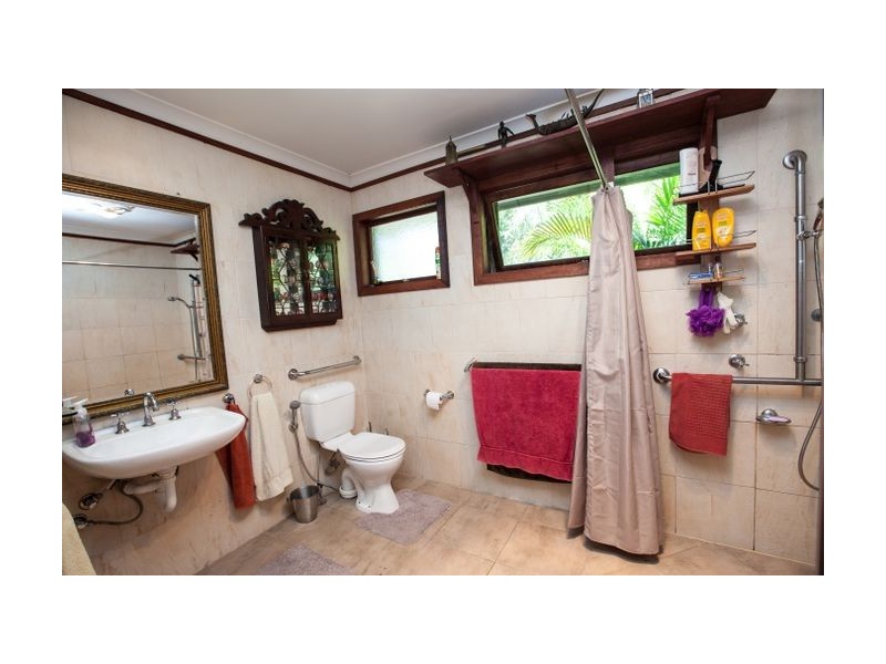 24 Brentwick Street, Chermside QLD 4032