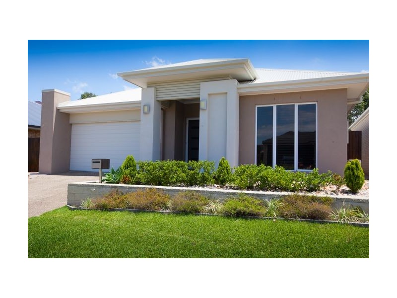 22 Freeman Street, North Lakes QLD 4509