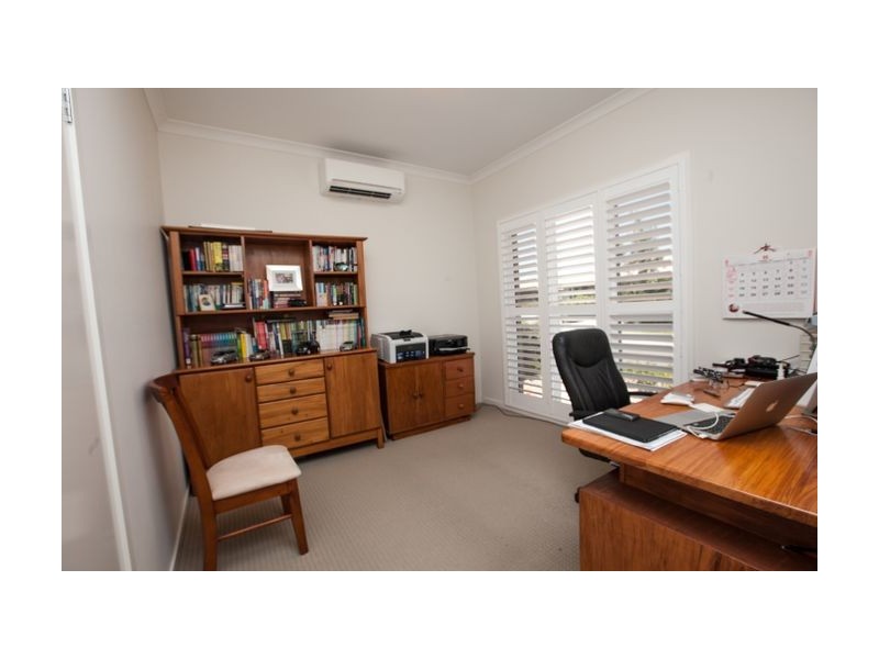 22 Freeman Street, North Lakes QLD 4509