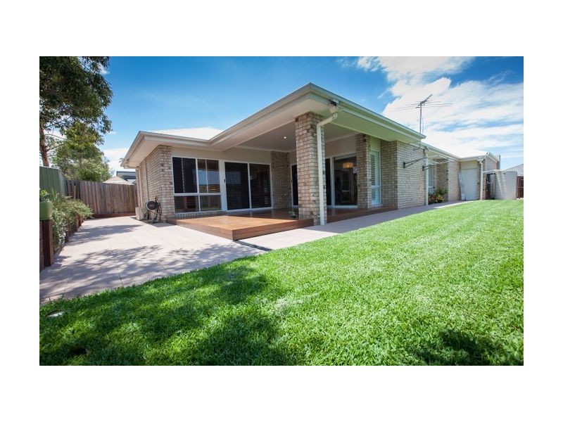 22 Freeman Street, North Lakes QLD 4509