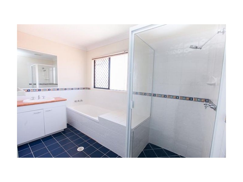 2 Peter Close, Bracken Ridge QLD 4017