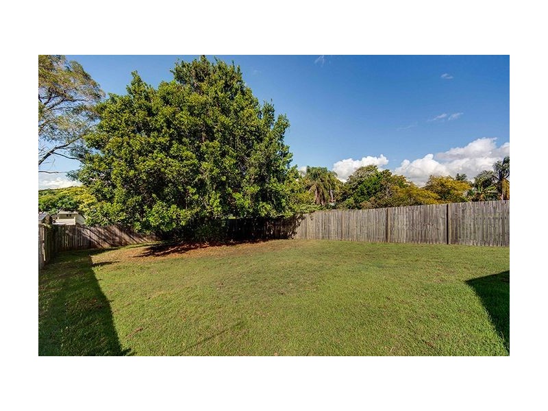 206 Lascelles Street, Brighton QLD 4017