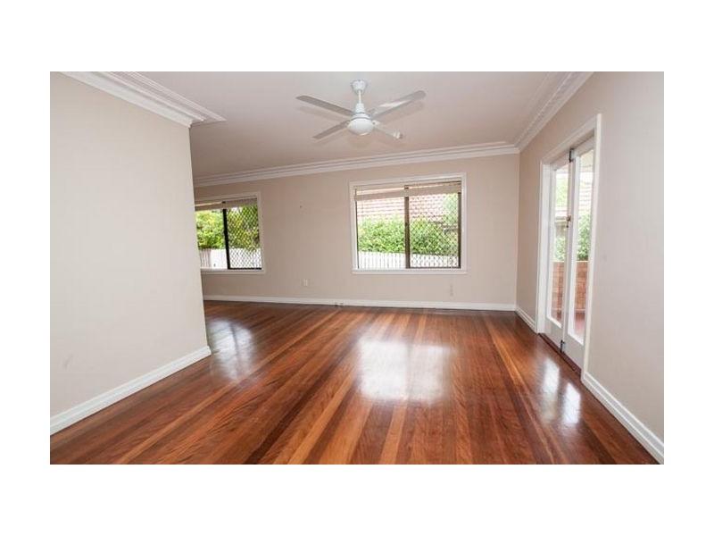 23 Ellerdale Street, Aspley QLD 4034