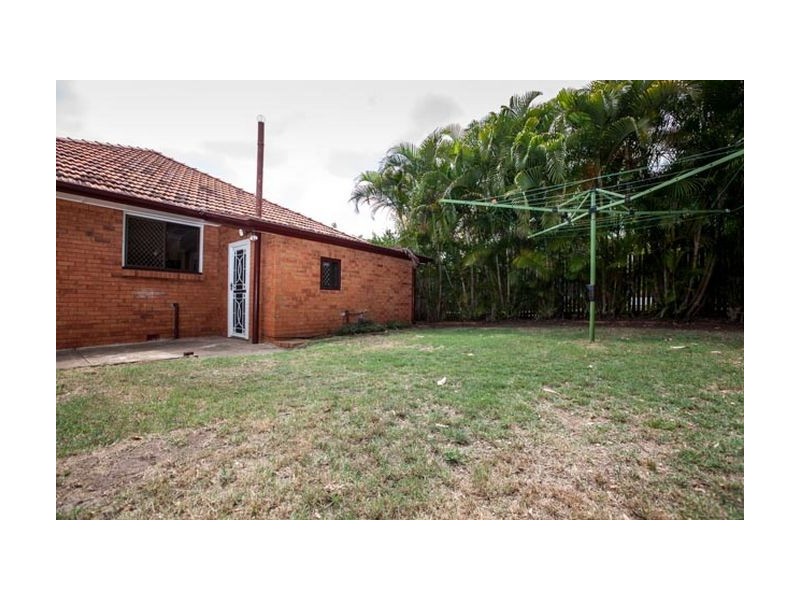 23 Ellerdale Street, Aspley QLD 4034