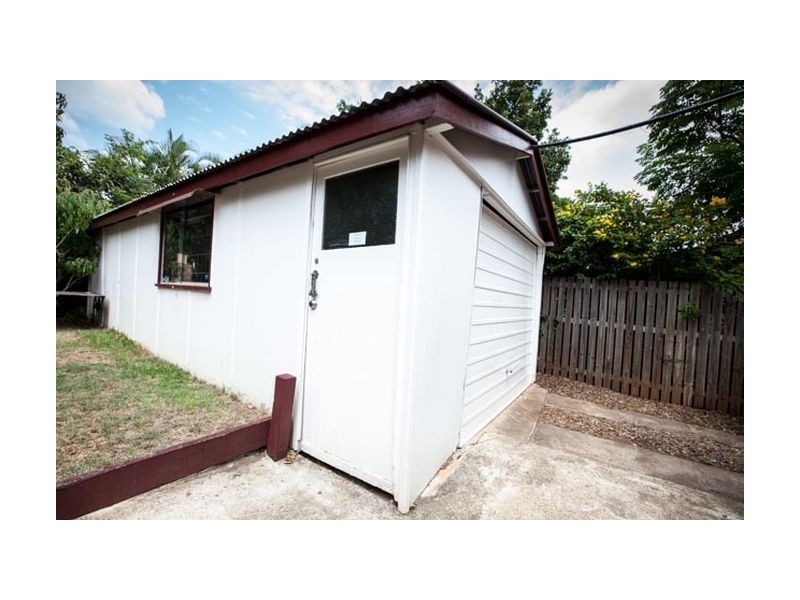 23 Ellerdale Street, Aspley QLD 4034