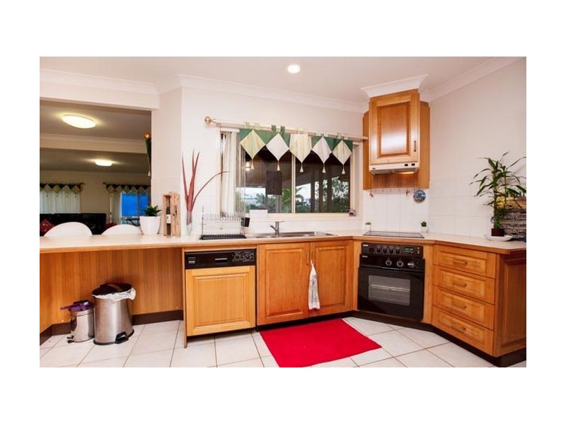 21 Saturn Crescent, Bridgeman Downs QLD 4035