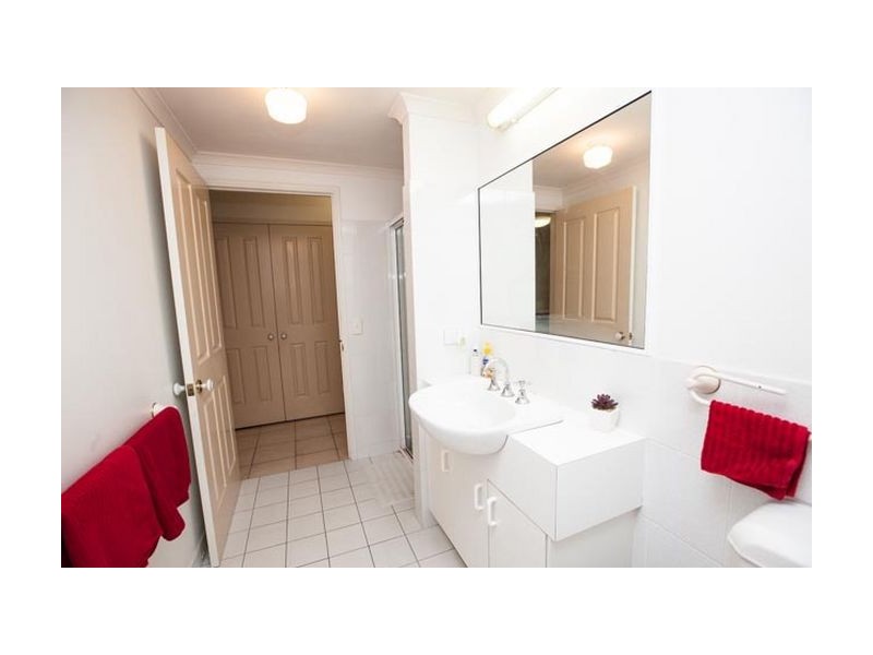 21 Saturn Crescent, Bridgeman Downs QLD 4035