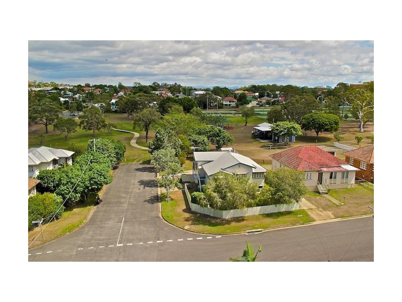 14 Gallagher Terrace, Kedron QLD 4031