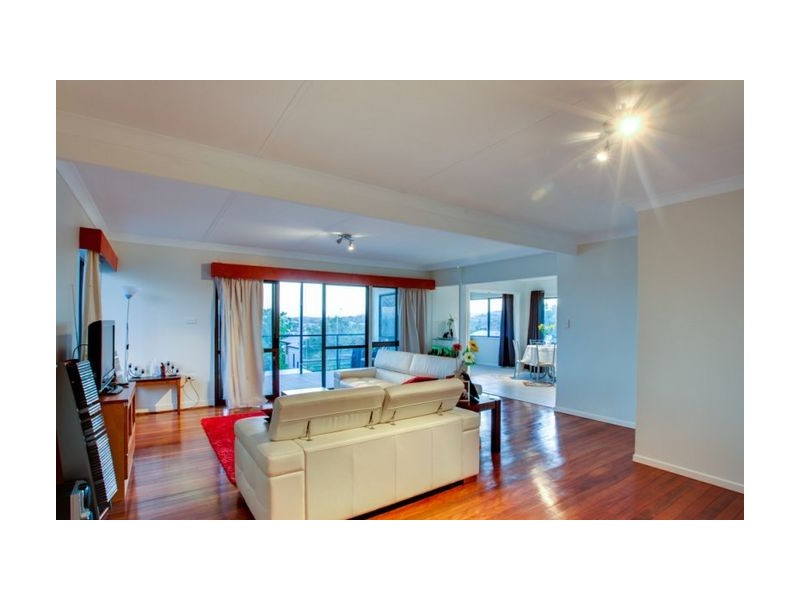 89 Kuran Street, Chermside QLD 4032