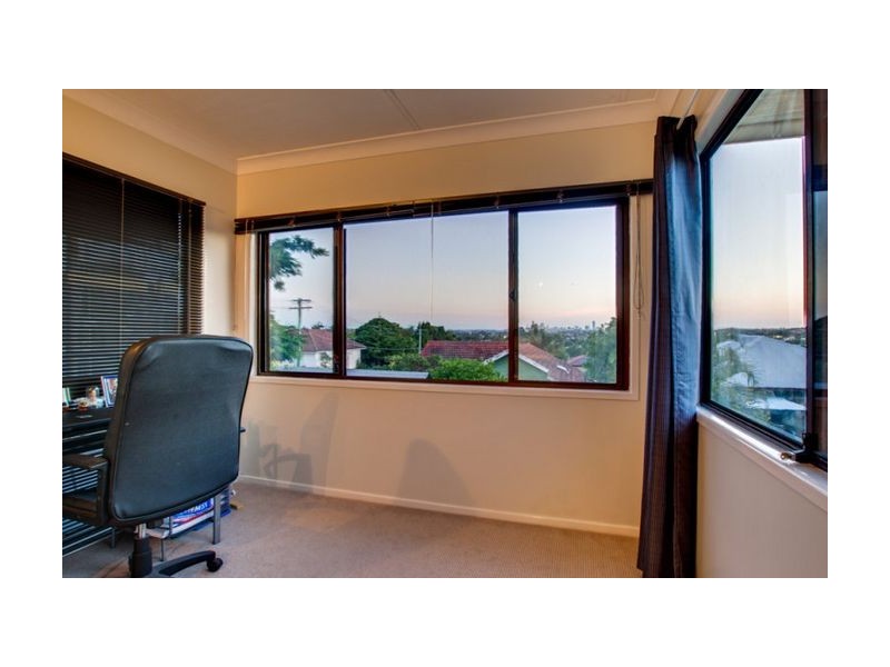 89 Kuran Street, Chermside QLD 4032