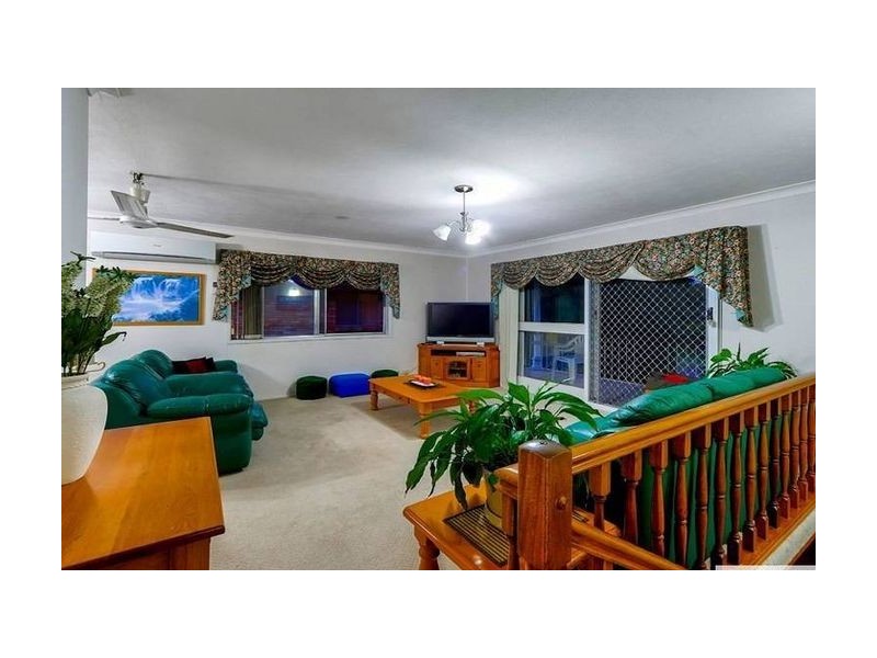 10 Marban Street, Chermside West QLD 4032