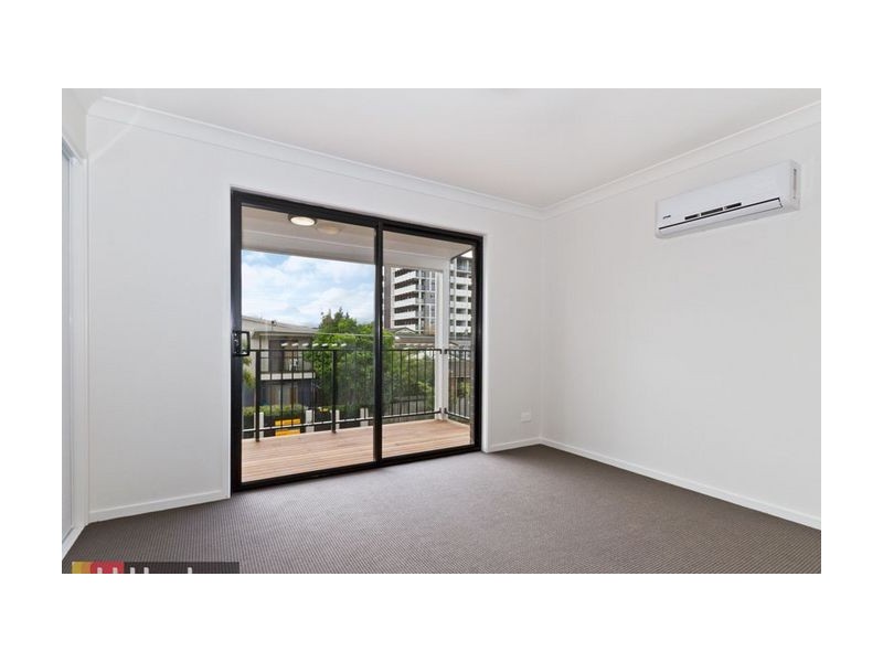 1/26 Latham Street, Chermside QLD 4032