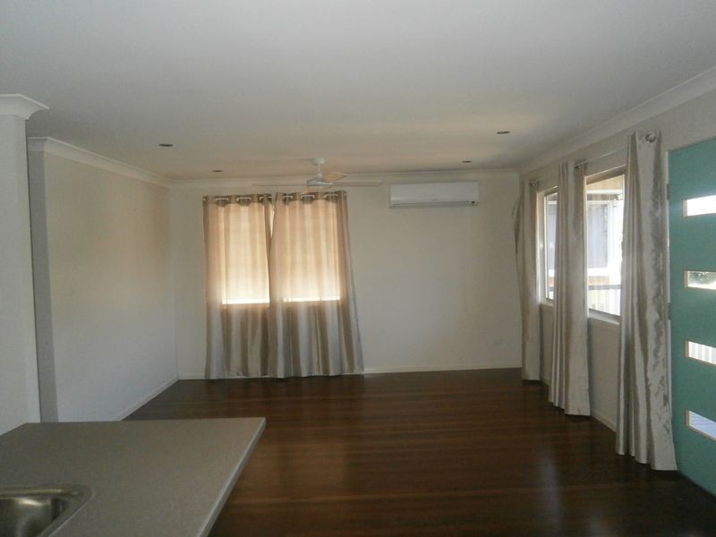 73 Connaught Street, Sandgate QLD 4017