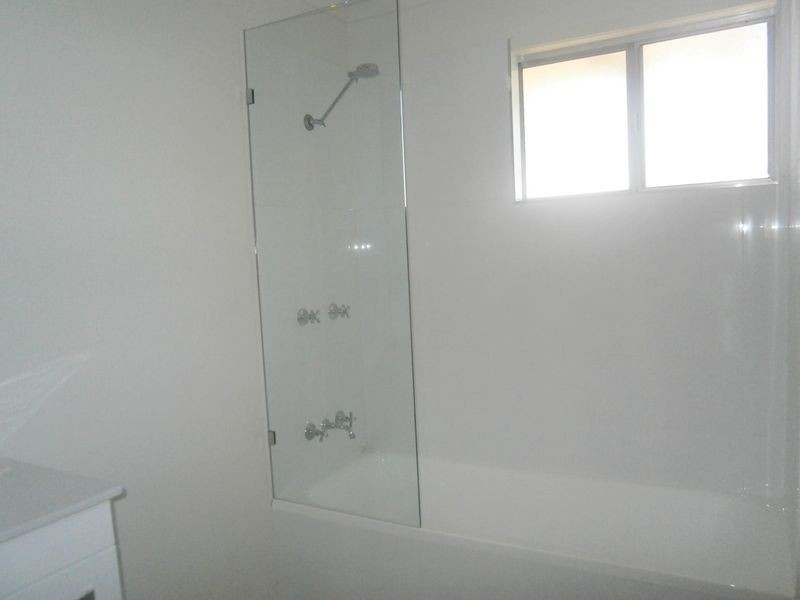 73 Connaught Street, Sandgate QLD 4017