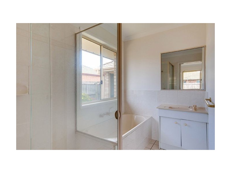 3 Lavender Close, Wavell Heights QLD 4012