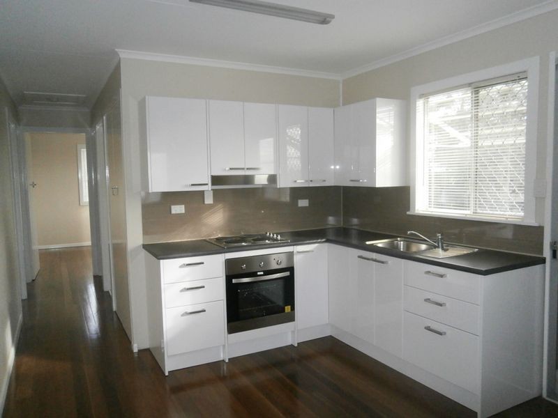 8 Sparkes Road, Bray Park QLD 4500