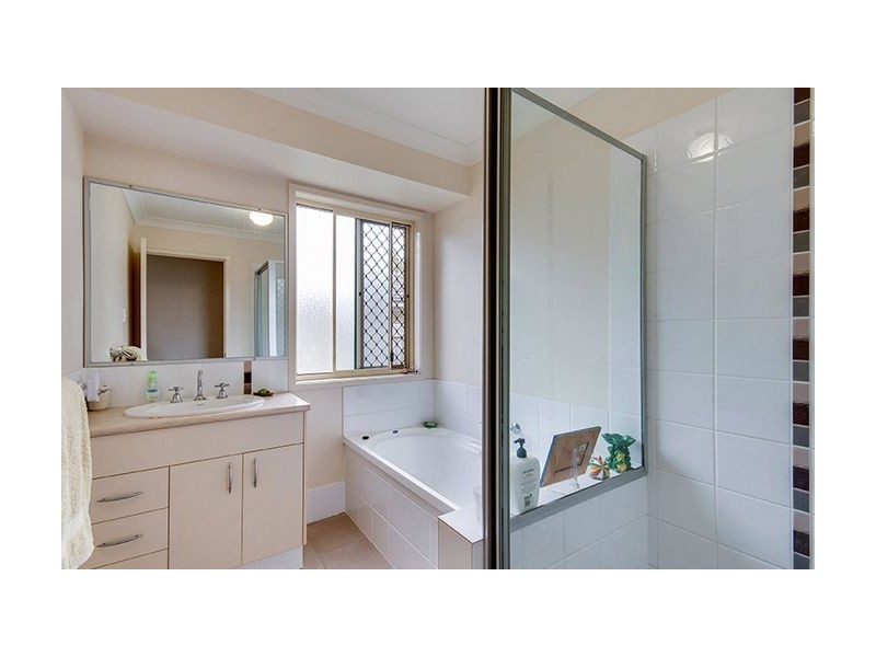 19 Bishop Court, Lawnton QLD 4501