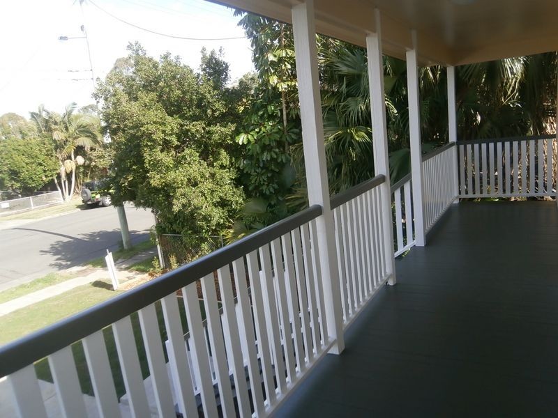 73 Connaught Street, Sandgate QLD 4017