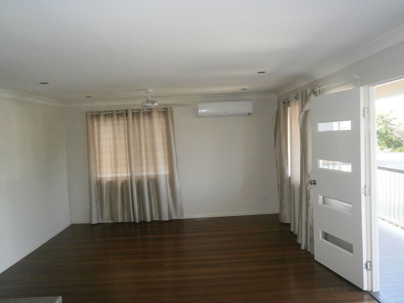 73 Connaught Street, Sandgate QLD 4017