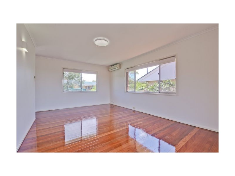 7 Pacific Street, Chermside West QLD 4032