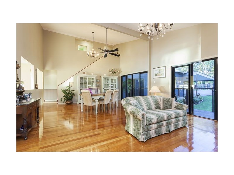 91 Coondooroopa Drive, Macleay Island QLD 4184