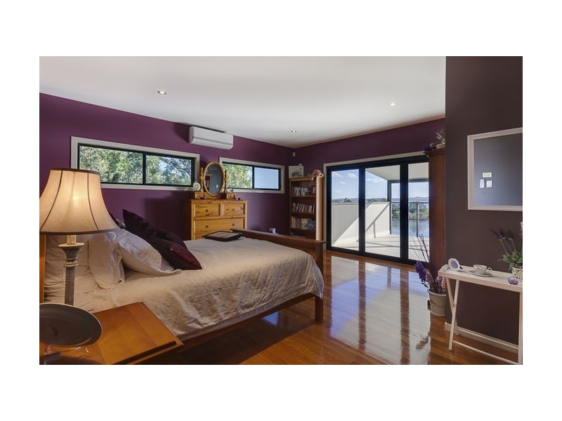 91 Coondooroopa Drive, Macleay Island QLD 4184