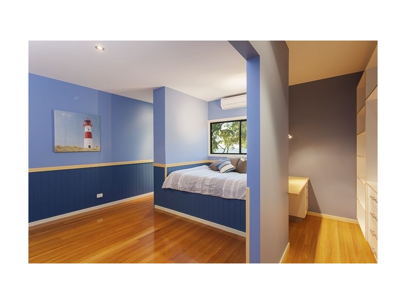 91 Coondooroopa Drive, Macleay Island QLD 4184