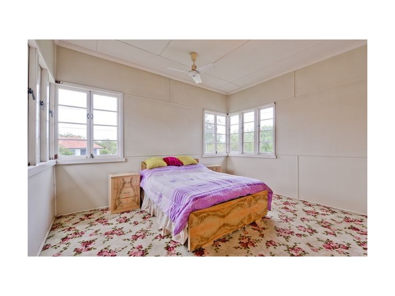 343 Rode Road, Wavell Heights QLD 4012