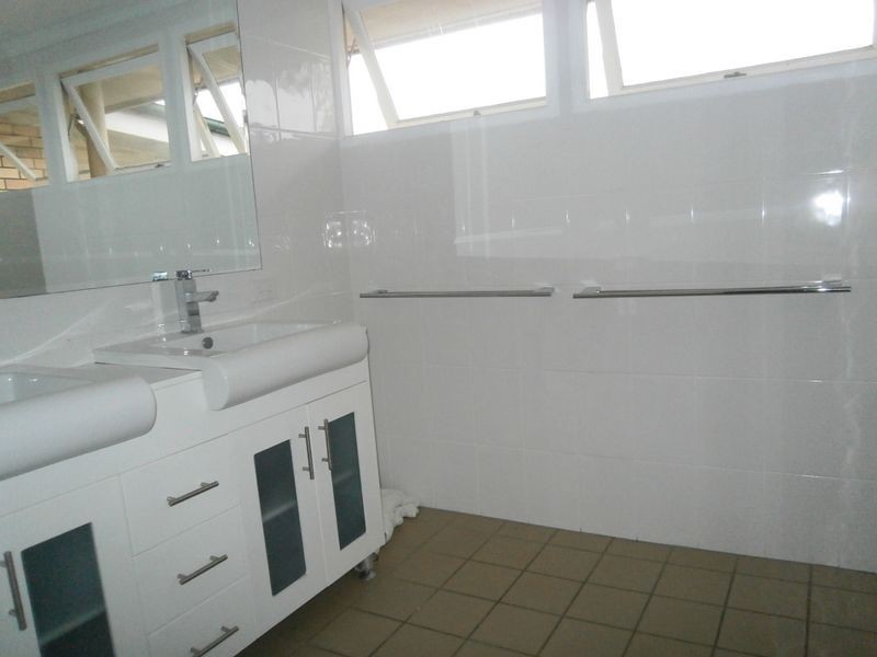 8 Lentz Street, Geebung QLD 4034