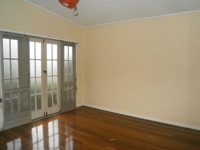 8 Lentz Street, Geebung QLD 4034