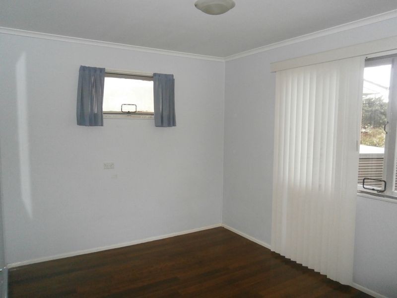 Upstairs/2 Milliner Street, Nudgee QLD 4014