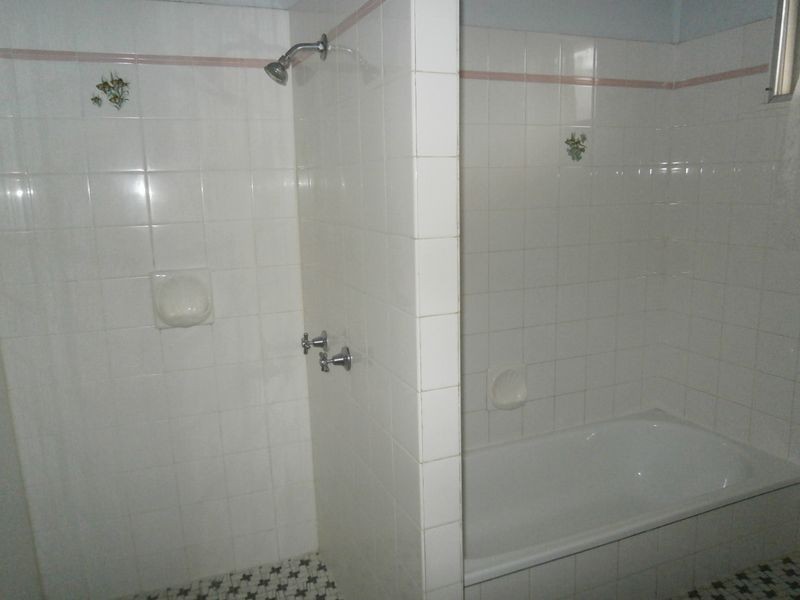 Upstairs/2 Milliner Street, Nudgee QLD 4014