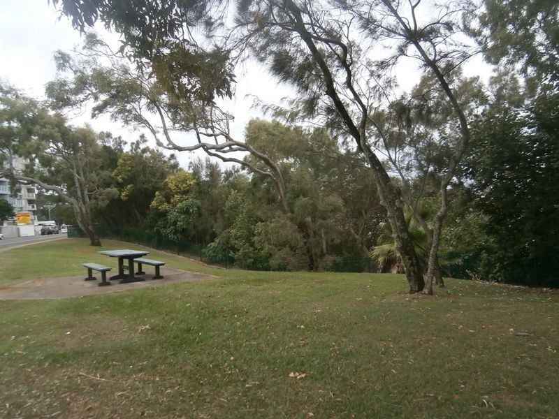 1/73 Marine Parade, Redcliffe QLD 4020