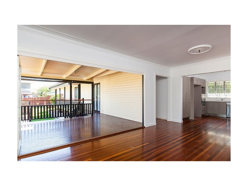 32 Zeehan Street, Wavell Heights QLD 4012